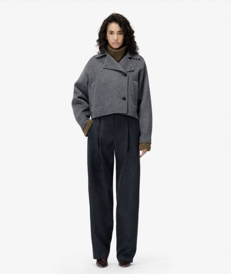03810 ANTHRACITE