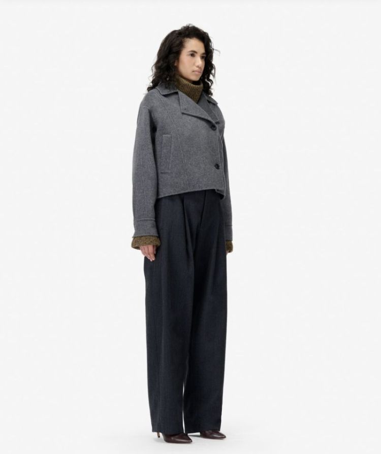 03810 ANTHRACITE