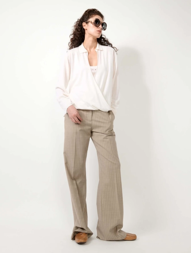 01810 white