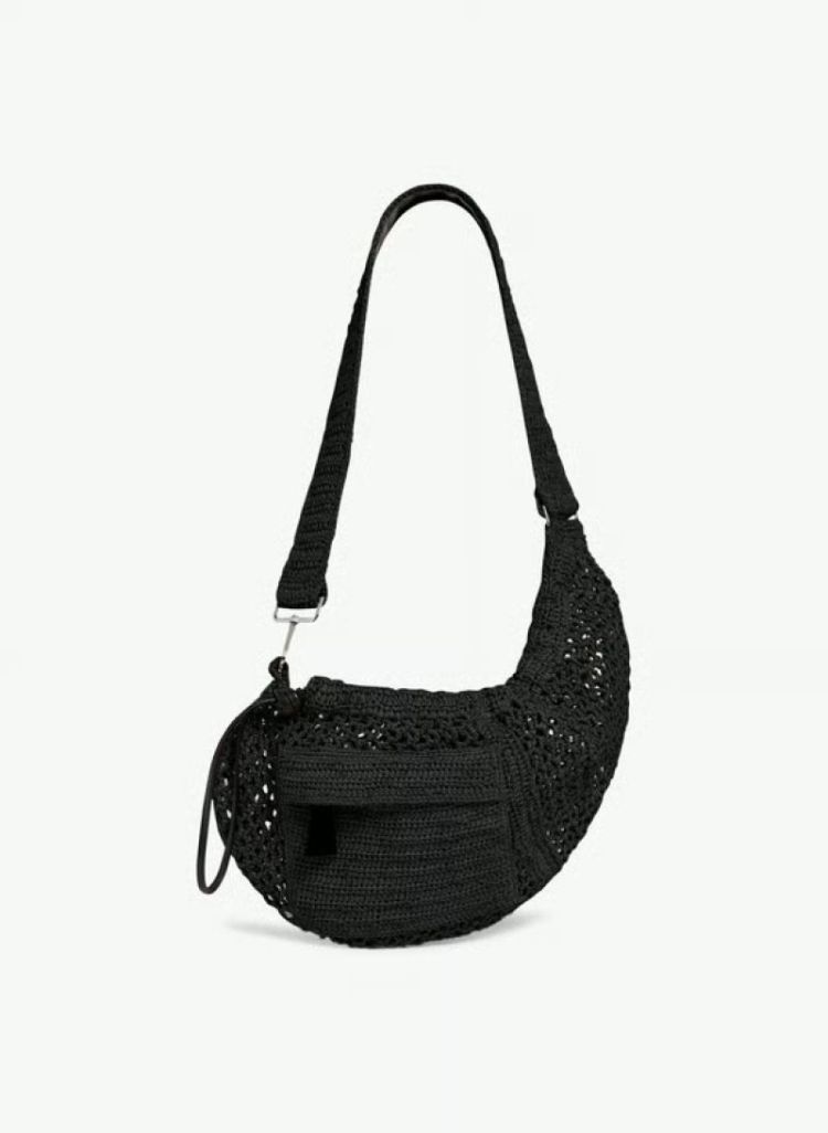 0190 BLACK